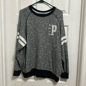 PINK sweatshirt with side pockets oversized small